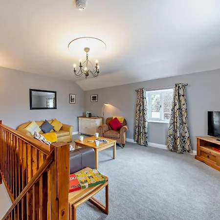 بيت للعطل 2 Bed In Northallerton 90795 *