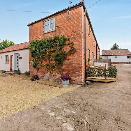 2 Bed In Northallerton Oc-90795 Holiday home